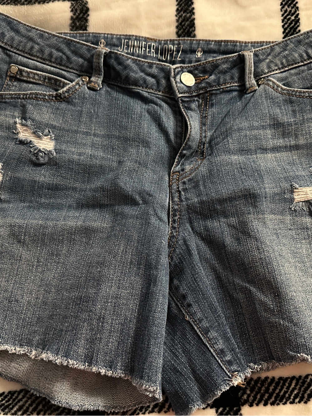 Jennifer Lopez Ripped Dark Wash Denim Shorts  Size 10